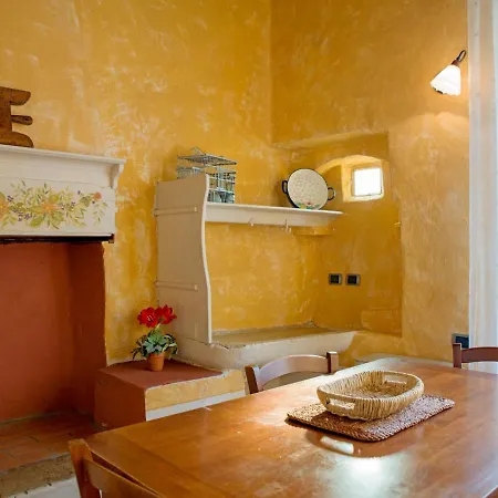 Appartamento Borgo Alba Chiara-1 By Interhome *